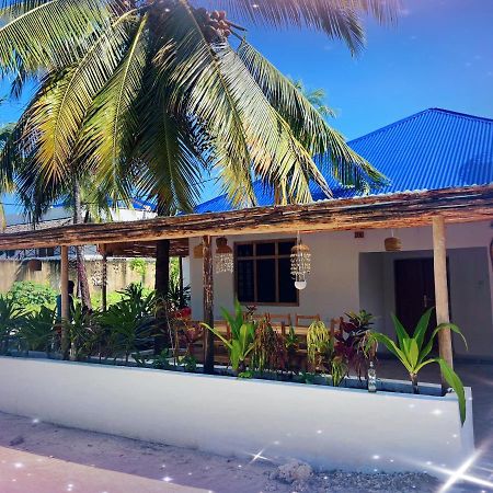 Villa Upendo Паже Екстериор снимка