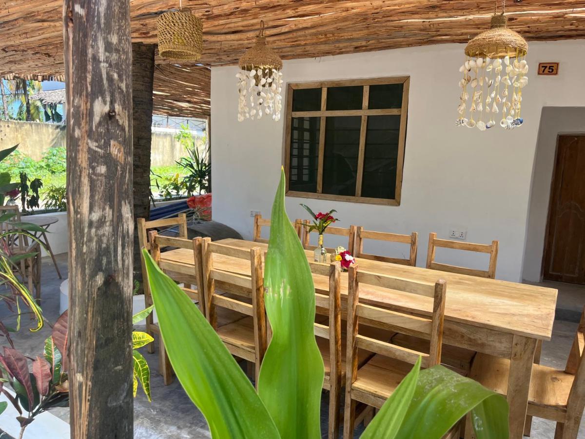 Villa Upendo Паже Екстериор снимка
