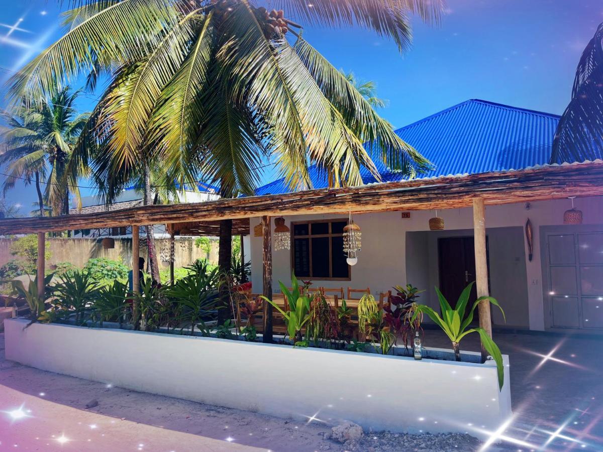 Villa Upendo Паже Екстериор снимка
